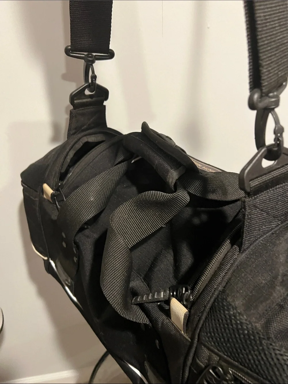 Black Men's Utility Duffel Bag with Shoulder Strap